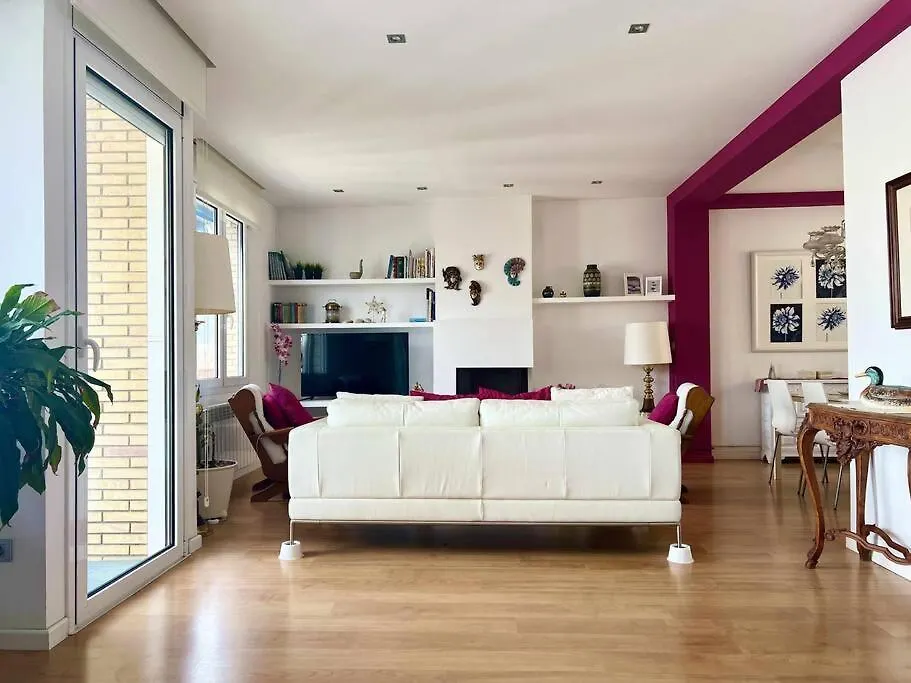 Moderno Y Amplio Apartamento En El Centro De Roses 0*,